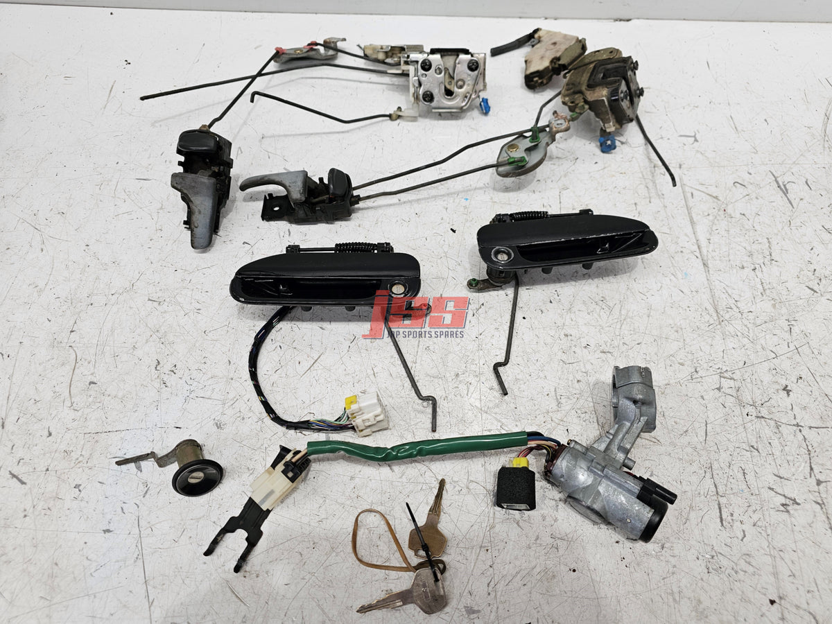 Nissan Door Lock Kit R32 リモコン、アラーム付き 超希少 NISSAN SKYLINE R32 IGNITION BARREL DOOR LOCKS BOOT LOCK SET HNR32